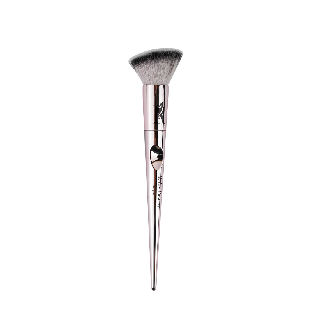 Foundation Brush 004